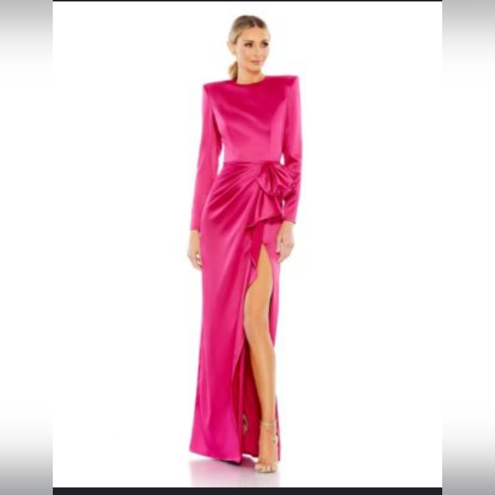 Mac Duggal Women's Long Sleeve Structured Bow Draped Gown SIZE 8 NWT